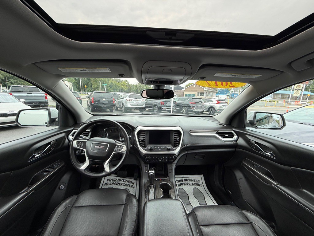 2017 GMC Acadia Image 13