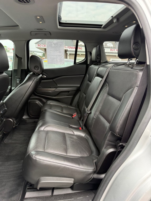 2017 GMC Acadia Image 14