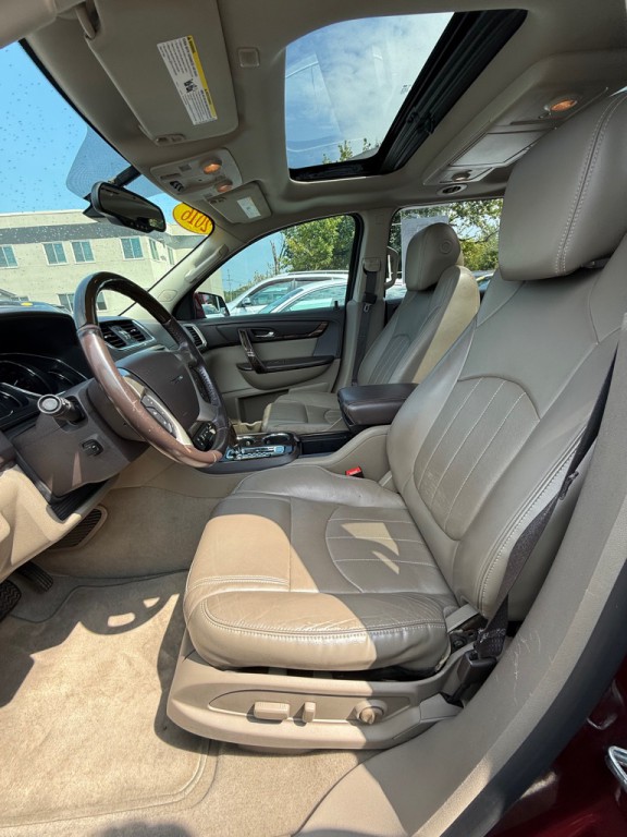 2016 GMC Acadia Image 8