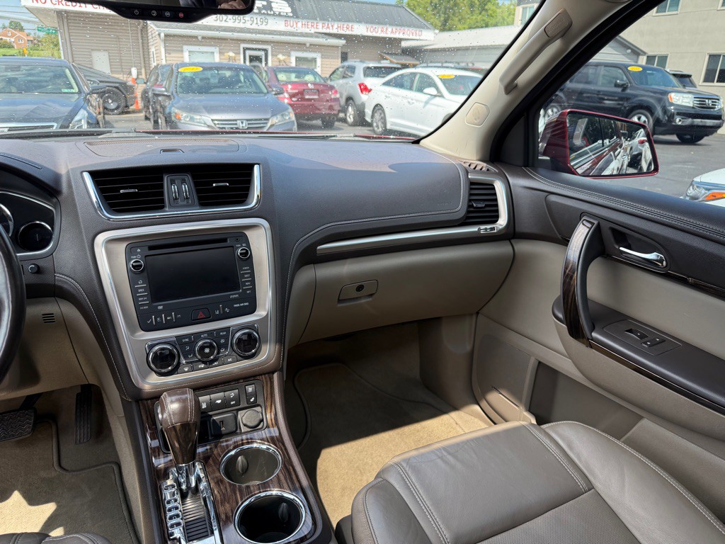 2016 GMC Acadia Image 11