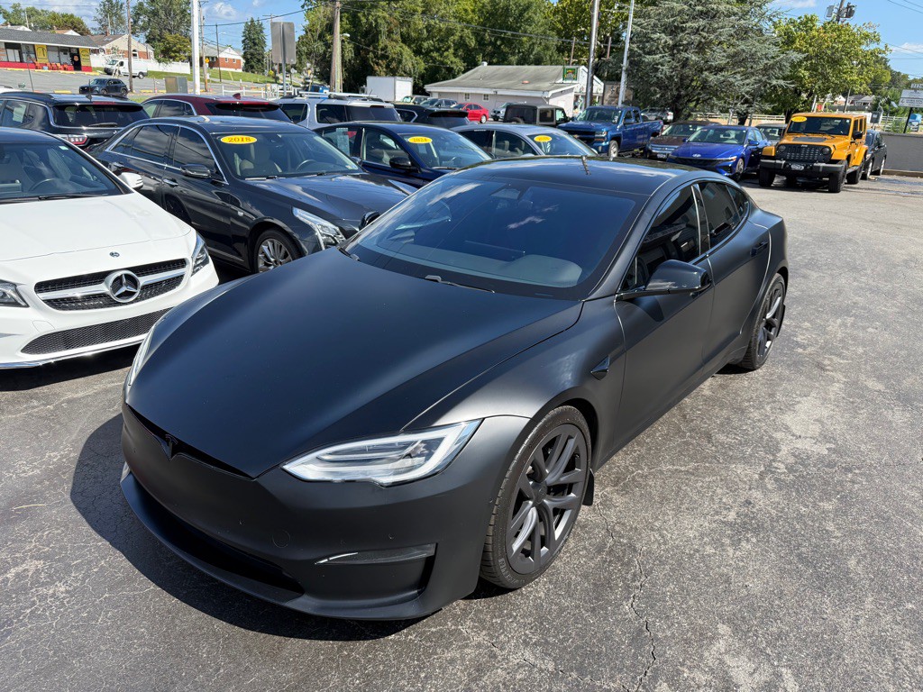 2021 Tesla Model S Image 2