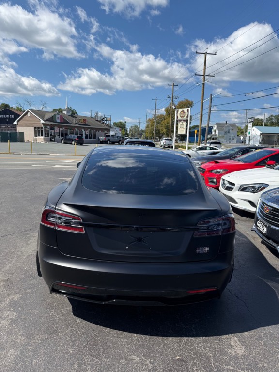 2021 Tesla Model S Image 7