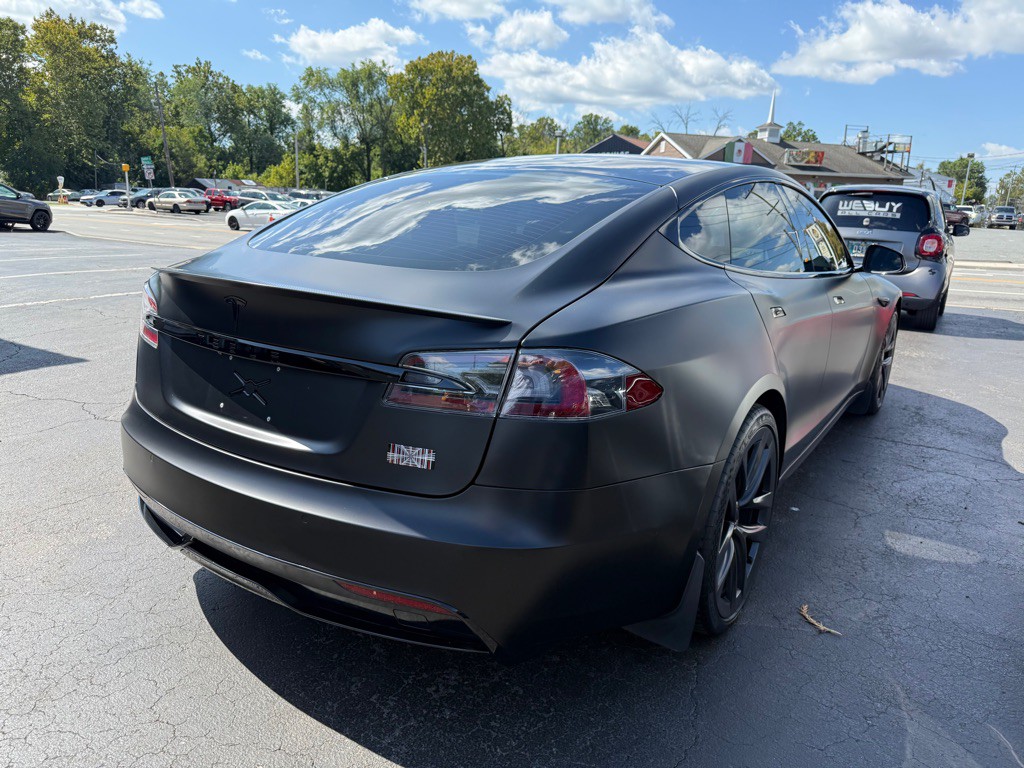 2021 Tesla Model S Image 8