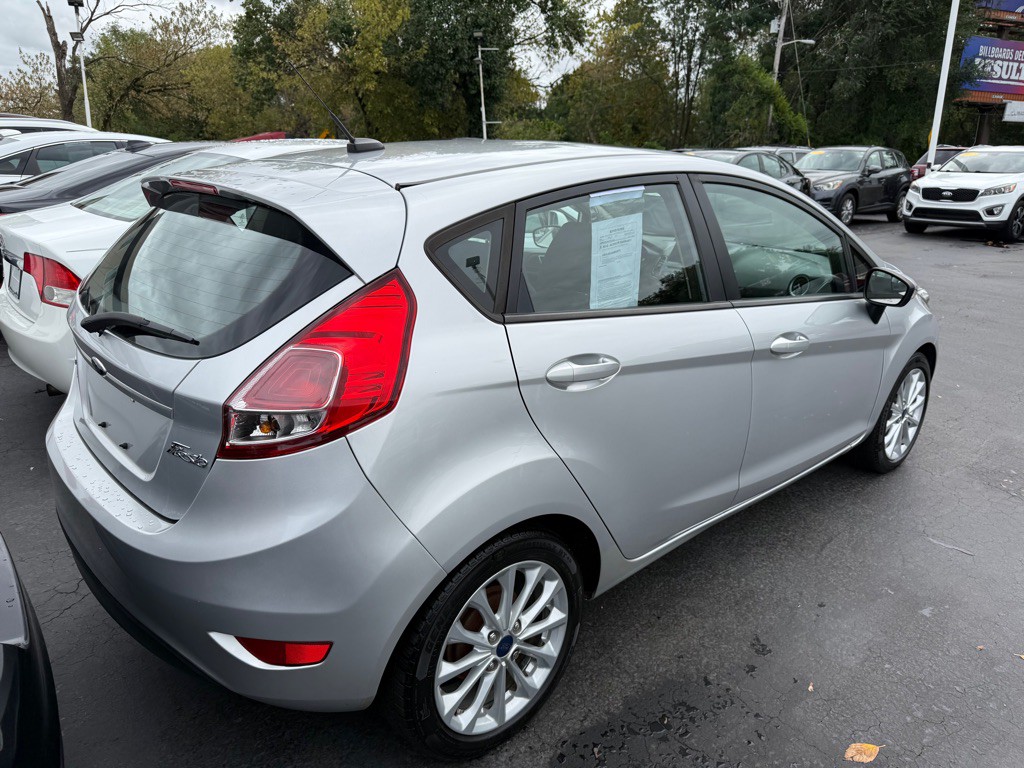 2014 Ford Fiesta Image 6