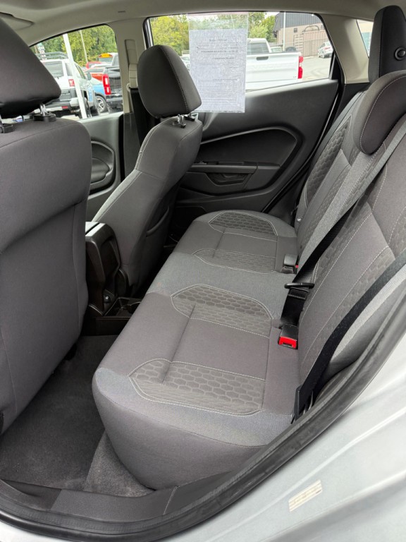 2014 Ford Fiesta Image 13