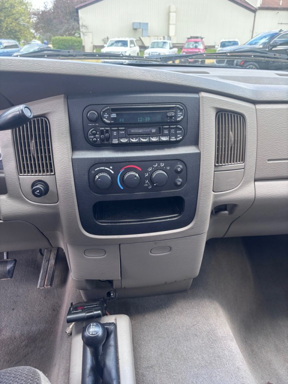 2004 Dodge Ram 1500 Image 15