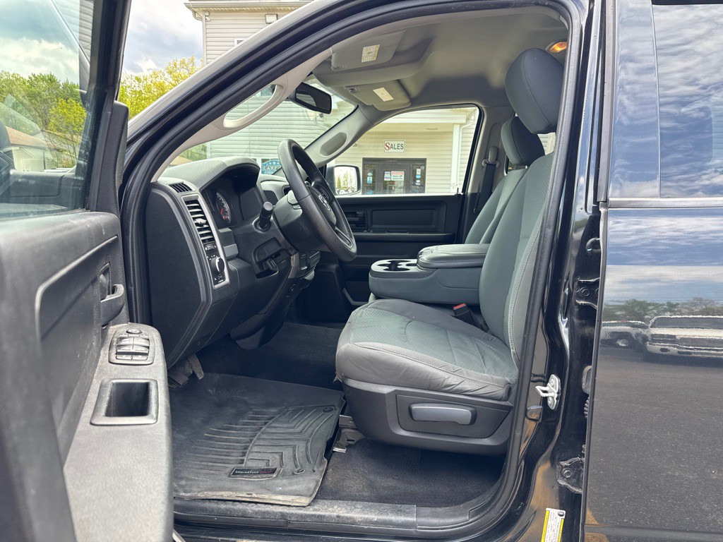 2015 RAM 1500 Image 11