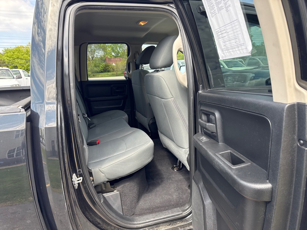 2015 RAM 1500 Image 14
