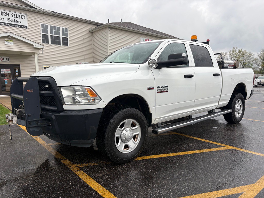 2015 RAM 2500 Image 2