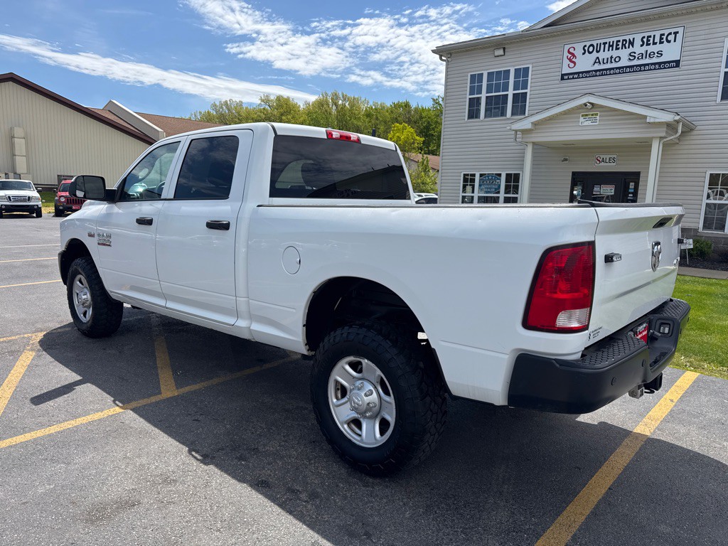 2014 RAM 2500 Image 9