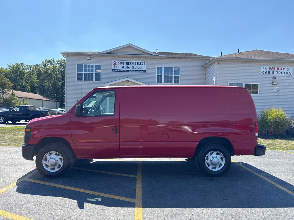 2013 Ford Econoline Image 1