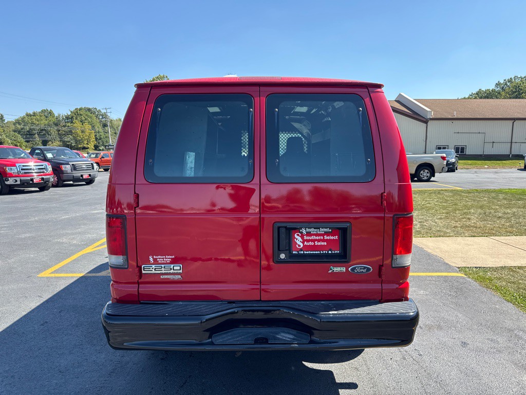 2013 Ford Econoline Image 7