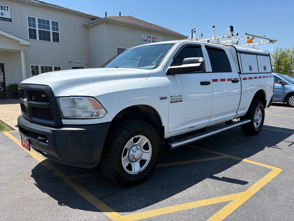 2015 RAM 2500 Image 2