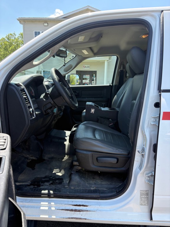 2015 RAM 2500 Image 9