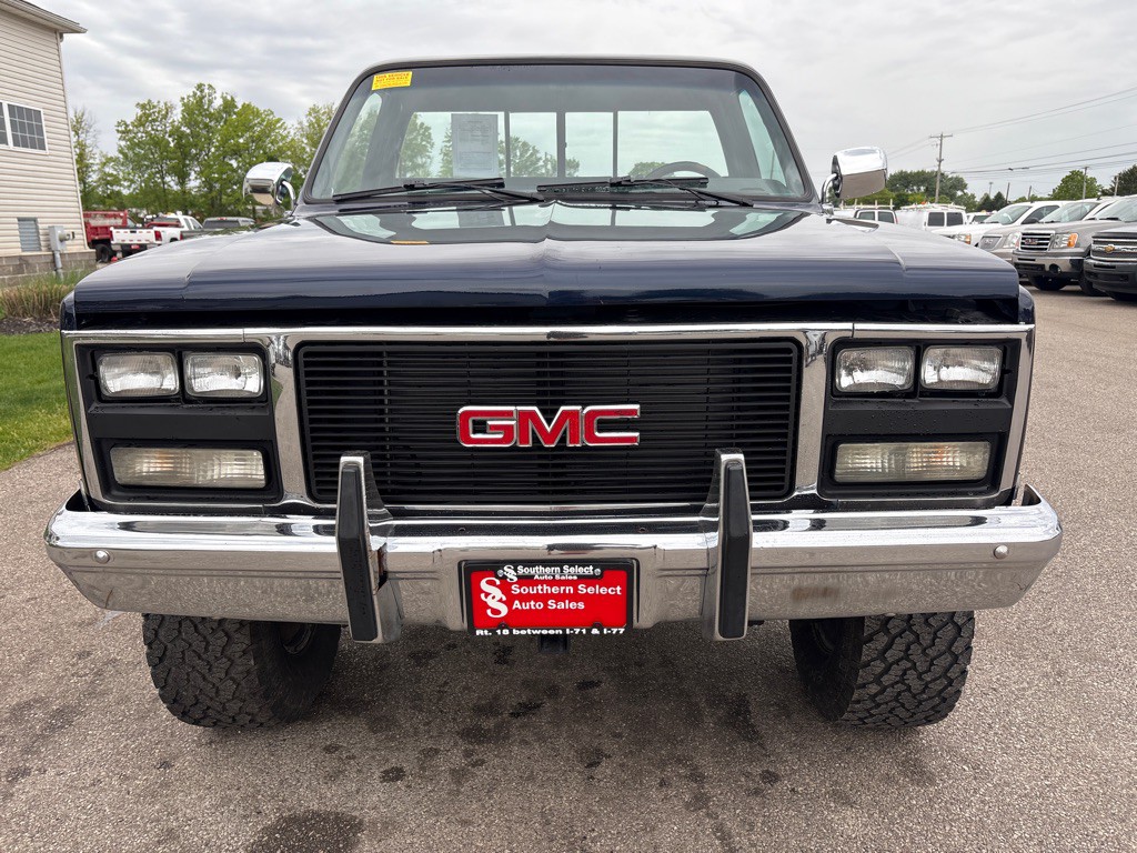 1986 GMC C/K 2500 Image 3