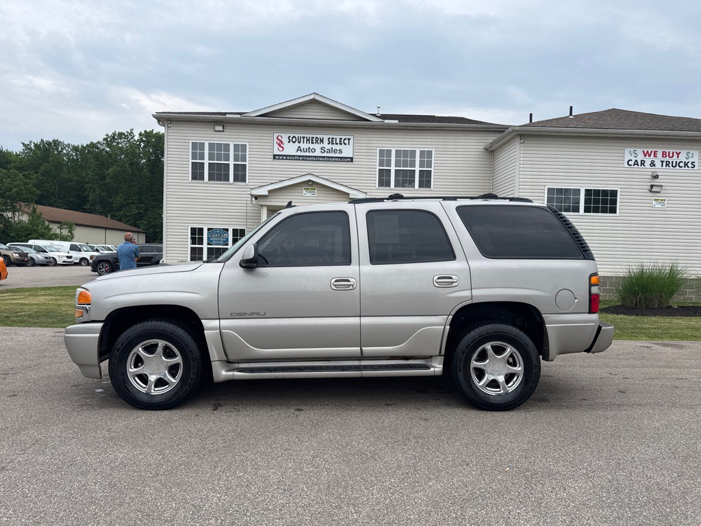 2006 GMC Yukon Image 1