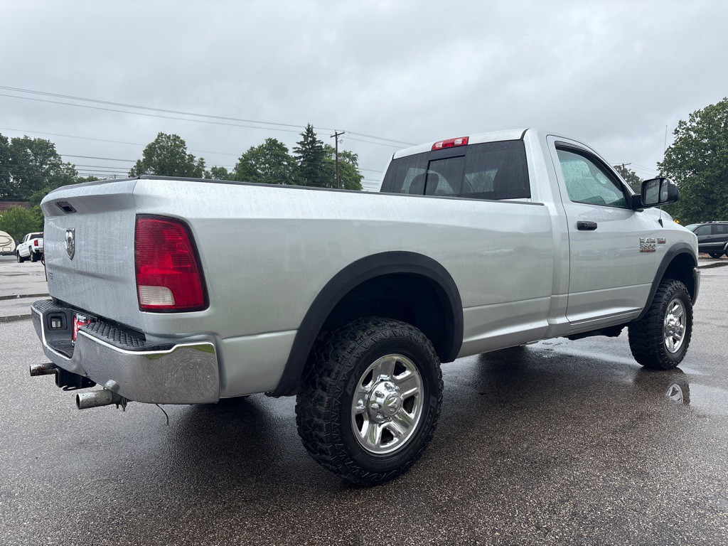 2015 RAM 3500 Image 6