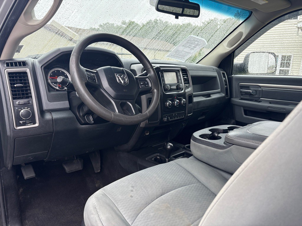 2015 RAM 3500 Image 11