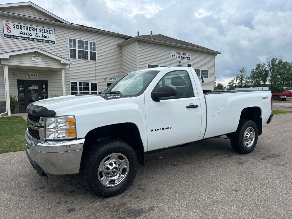 2013 Chevrolet Silverado 1500 Image 2