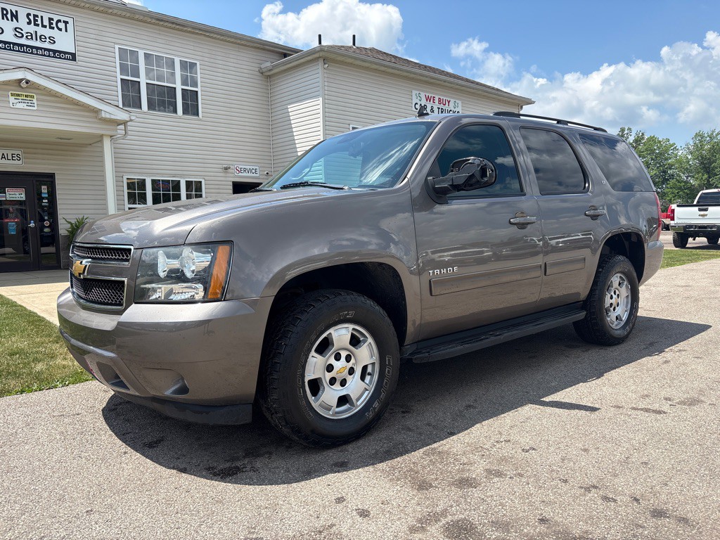2013 Chevrolet Tahoe Image 2