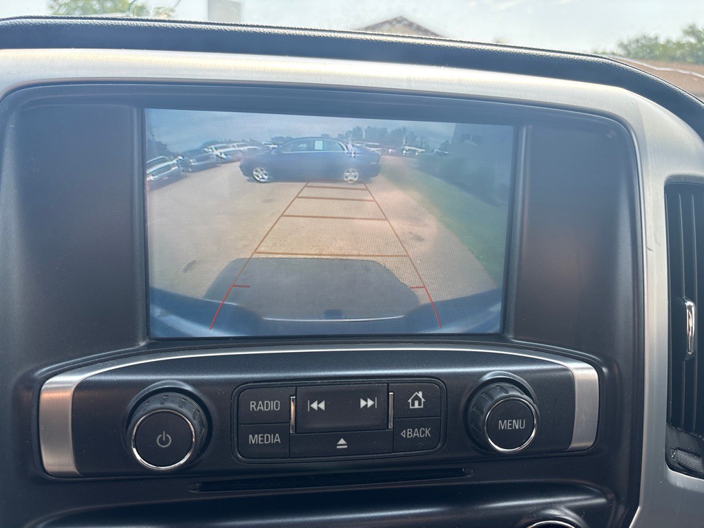 2018 GMC Sierra Image 16