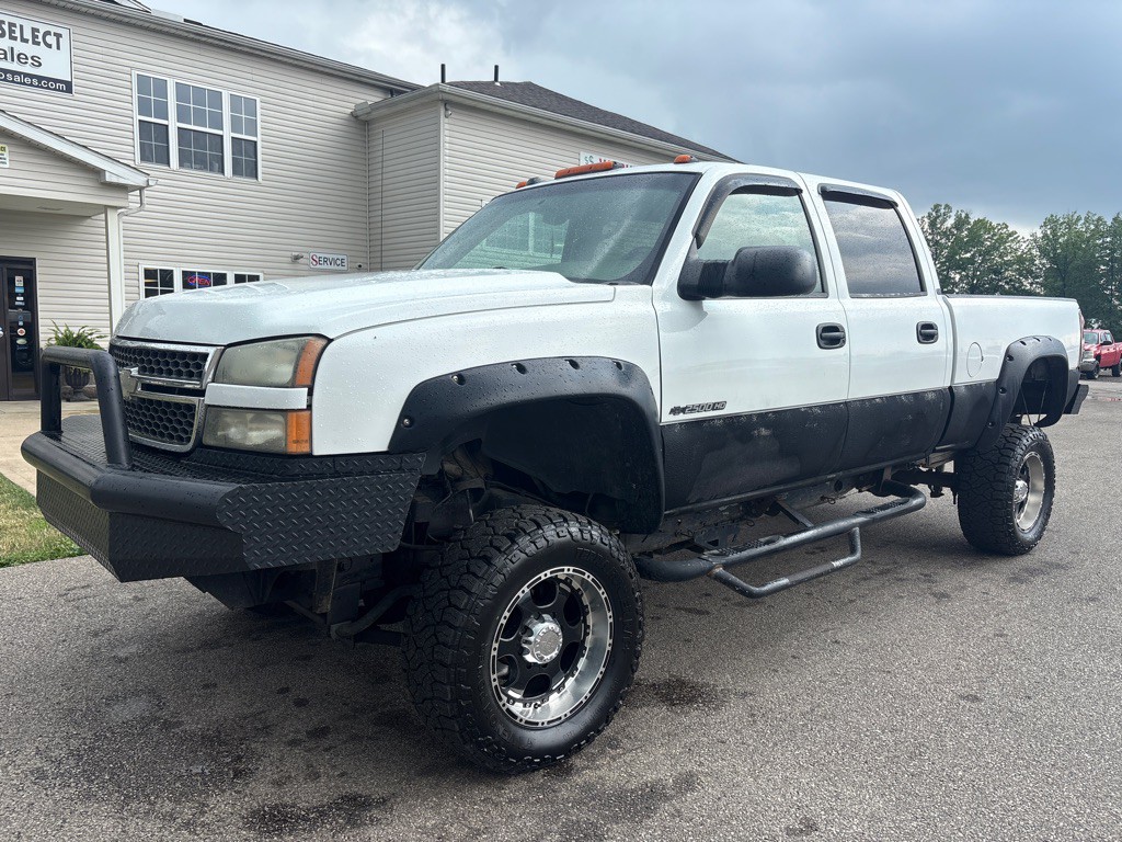 2005 Chevrolet Silverado 1500 Image 2