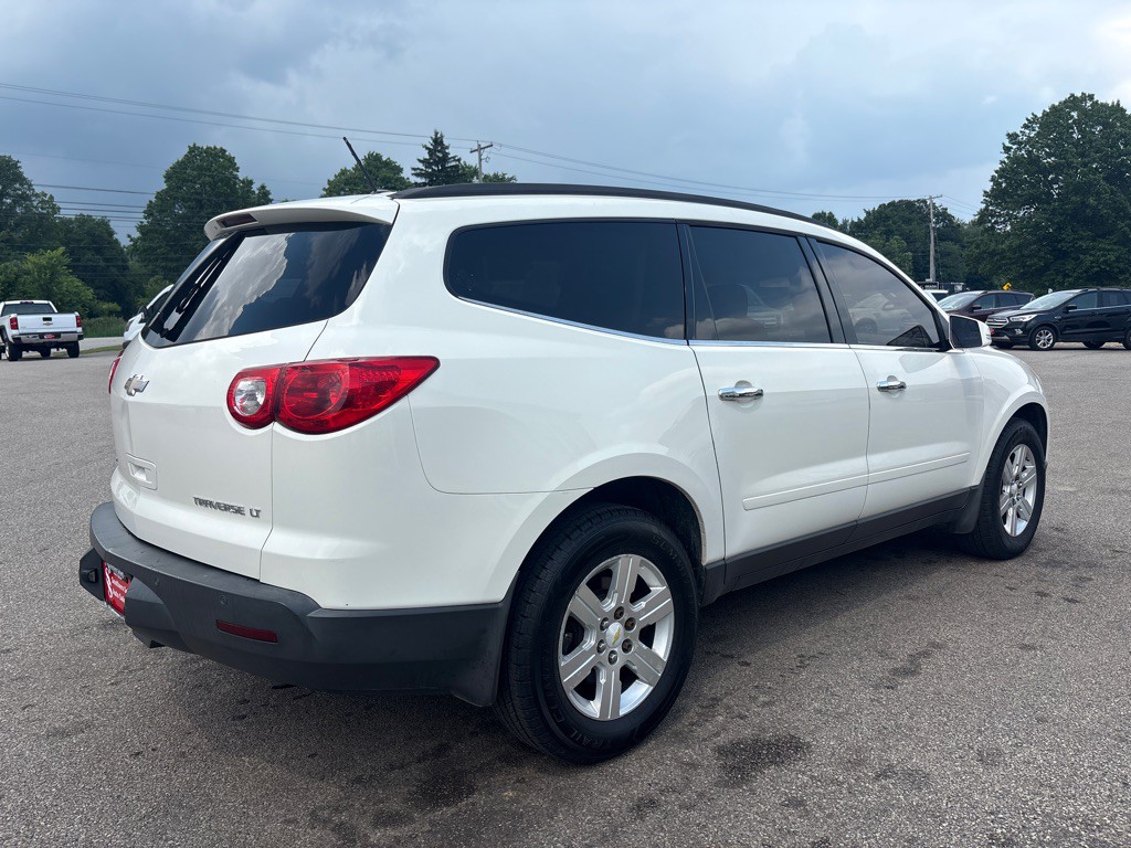2011 Chevrolet Traverse Image 6
