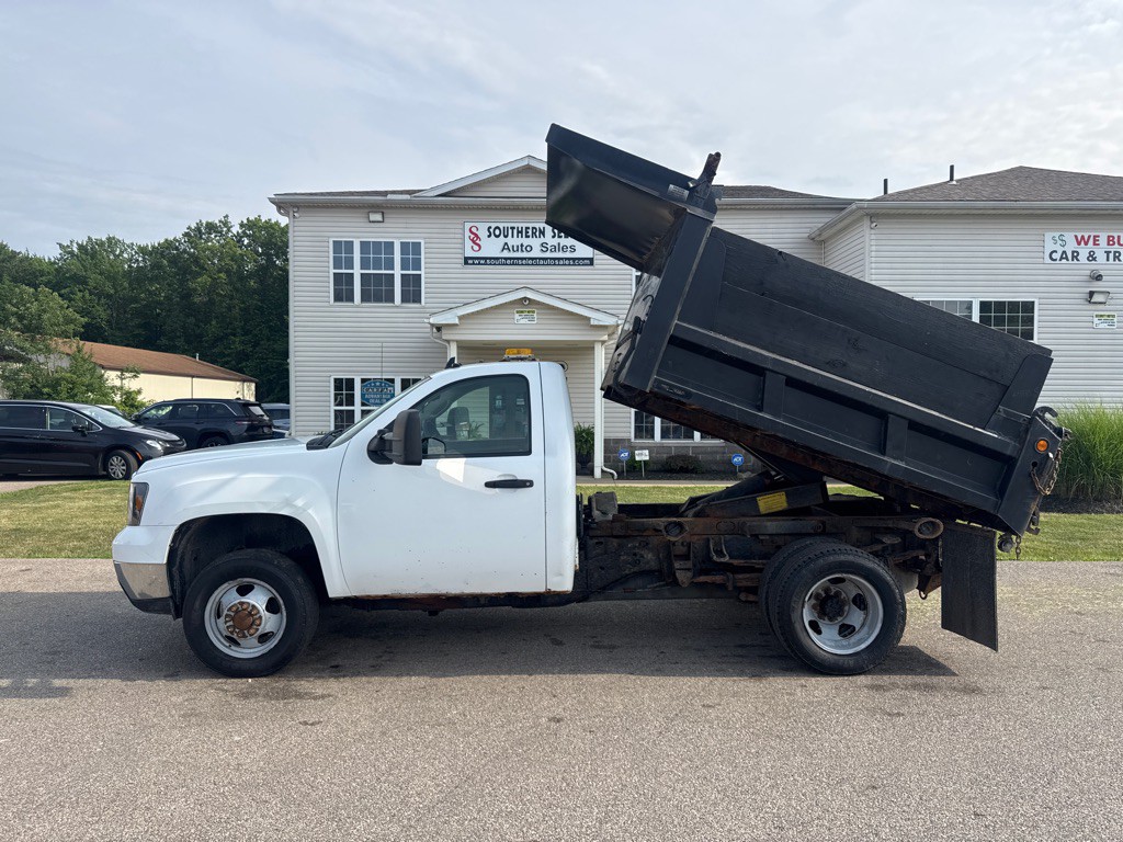 2009 GMC Sierra Image 1