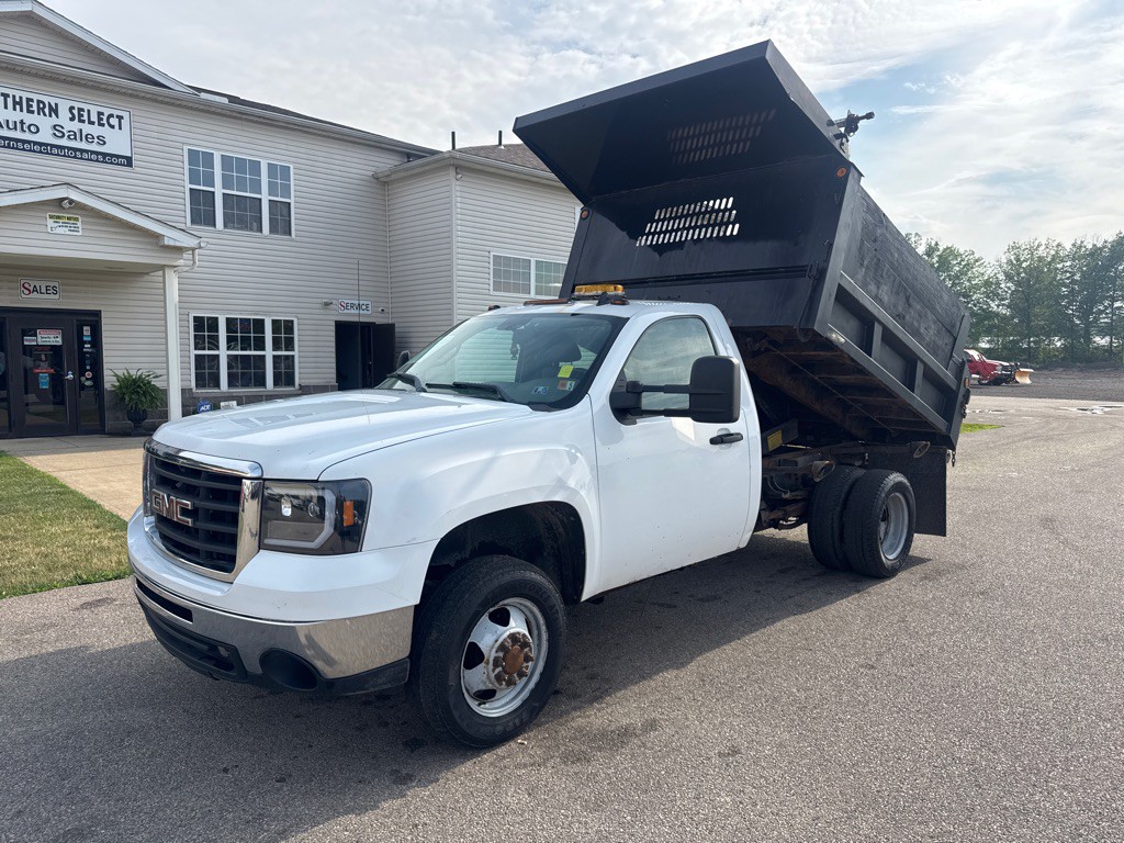 2009 GMC Sierra Image 2