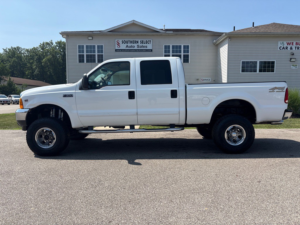 2001 Ford F-350 Image 1