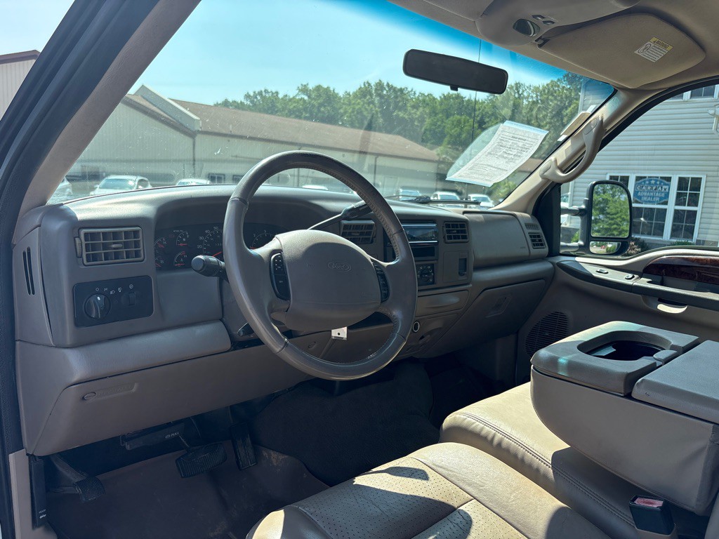 2001 Ford F-350 Image 16