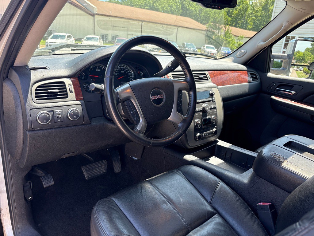2009 GMC Sierra Image 13