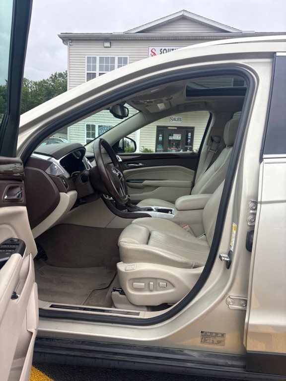 2014 Cadillac SRX Image 9