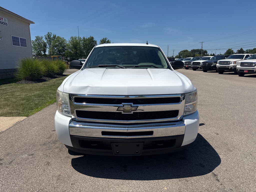 2011 Chevrolet Silverado 1500 Image 3