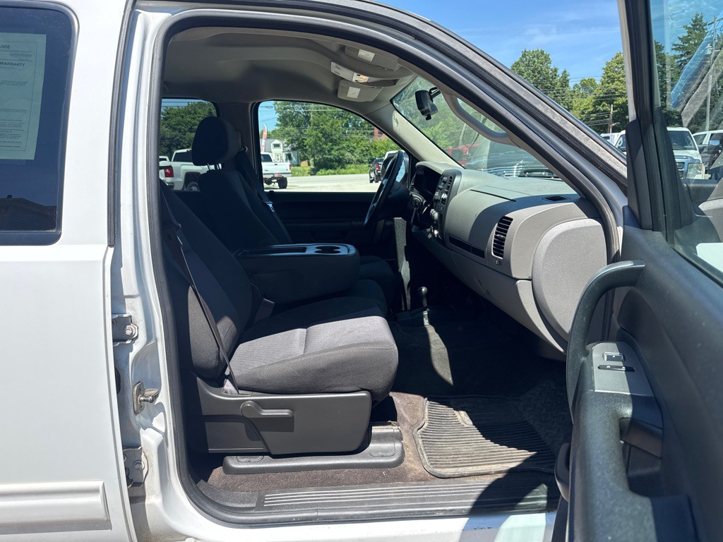 2011 Chevrolet Silverado 1500 Image 11