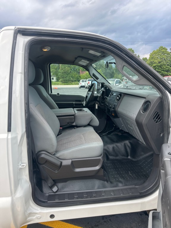2011 Ford F-250 Image 11