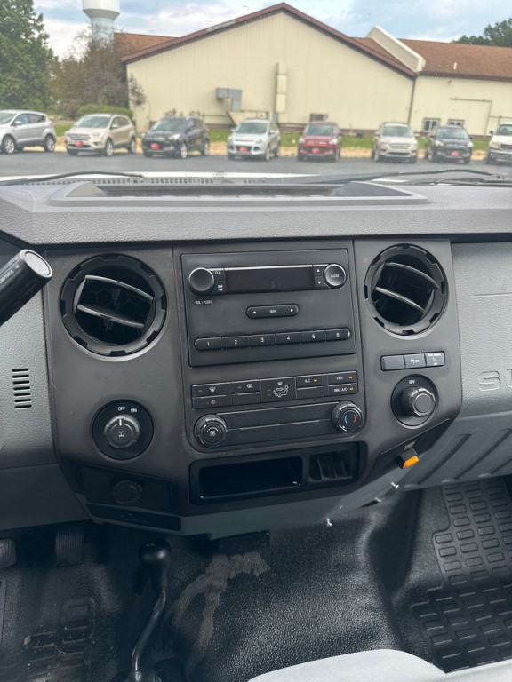 2011 Ford F-250 Image 13