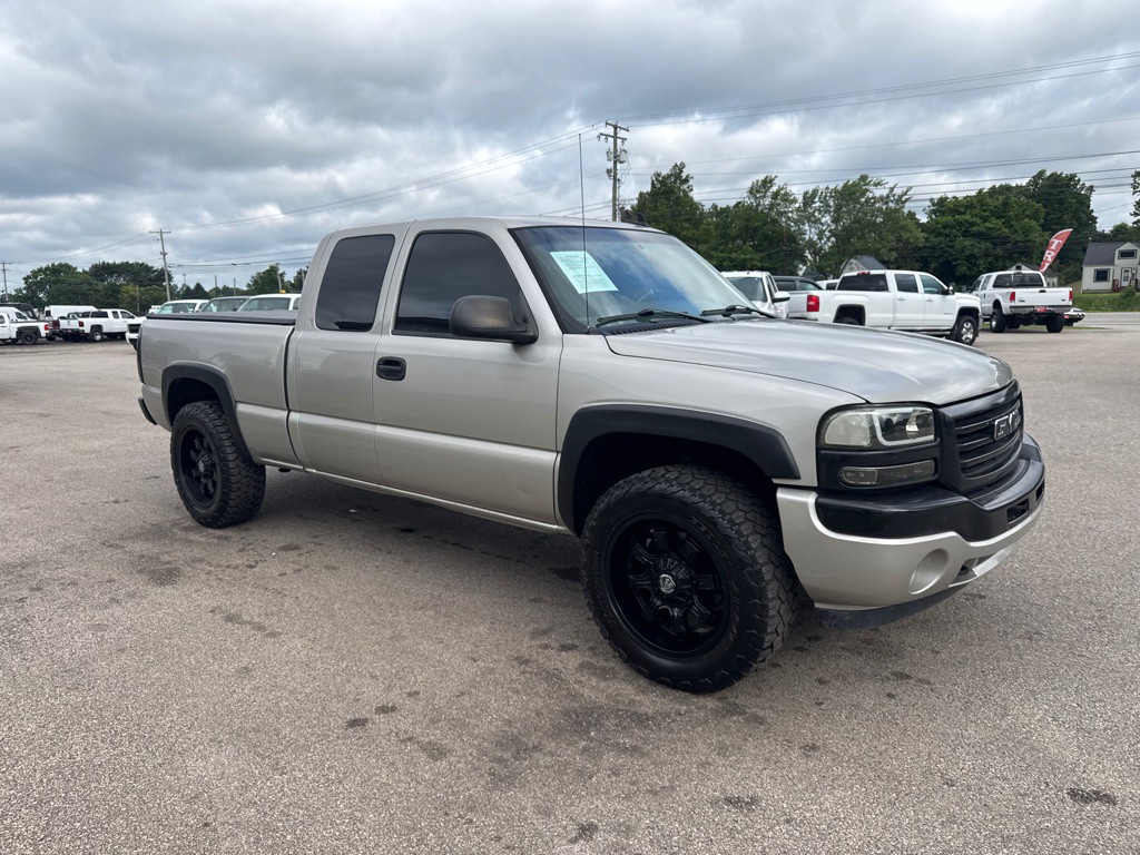2006 GMC Sierra Image 4