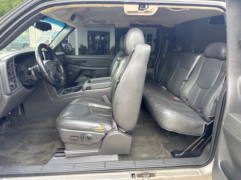 2006 GMC Sierra Image 12