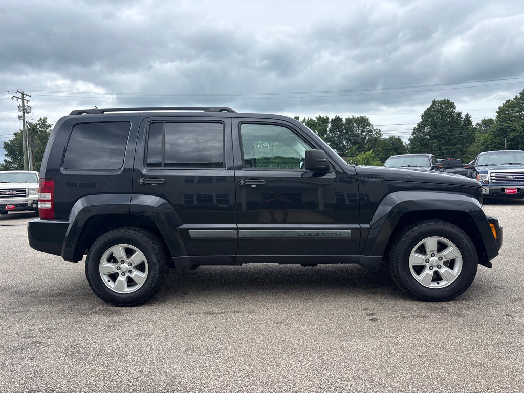 2010 Jeep Liberty Image 5