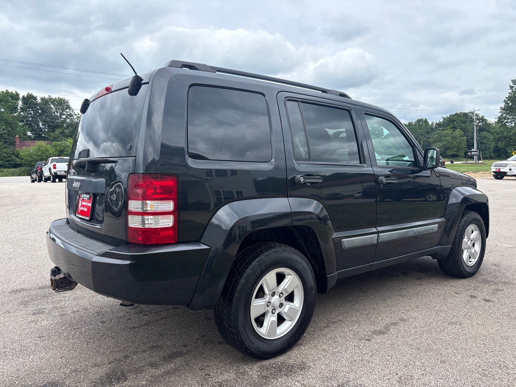 2010 Jeep Liberty Image 6