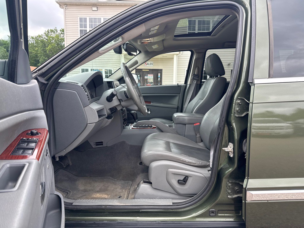 2007 Jeep Grand Cherokee Image 10