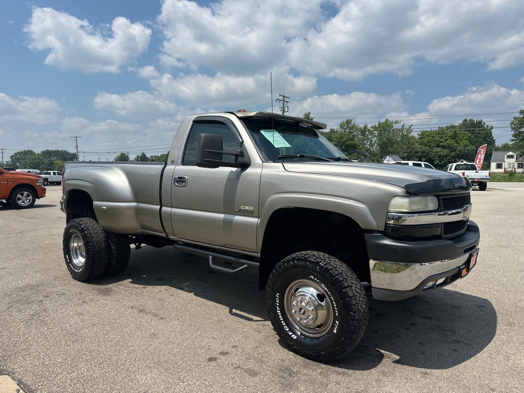 2002 Chevrolet Silverado 1500 Image 4