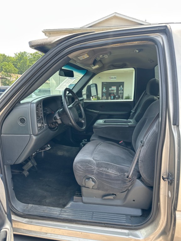 2002 Chevrolet Silverado 1500 Image 11