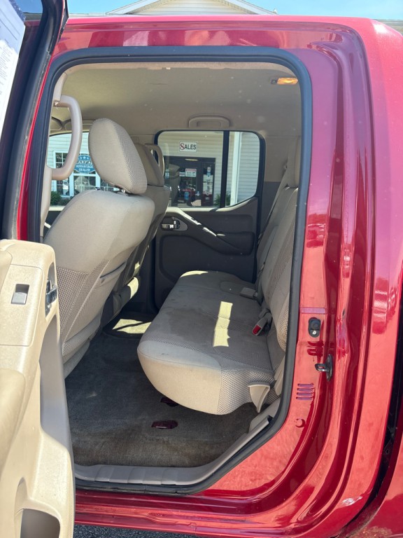 2012 Nissan Frontier Image 10
