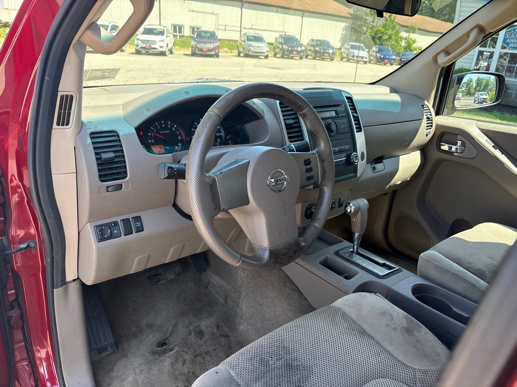 2012 Nissan Frontier Image 13