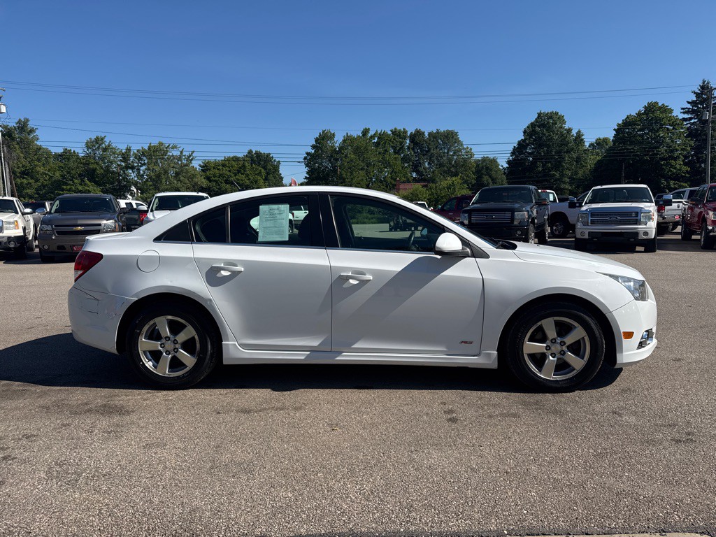 2011 Chevrolet Cruze Image 5