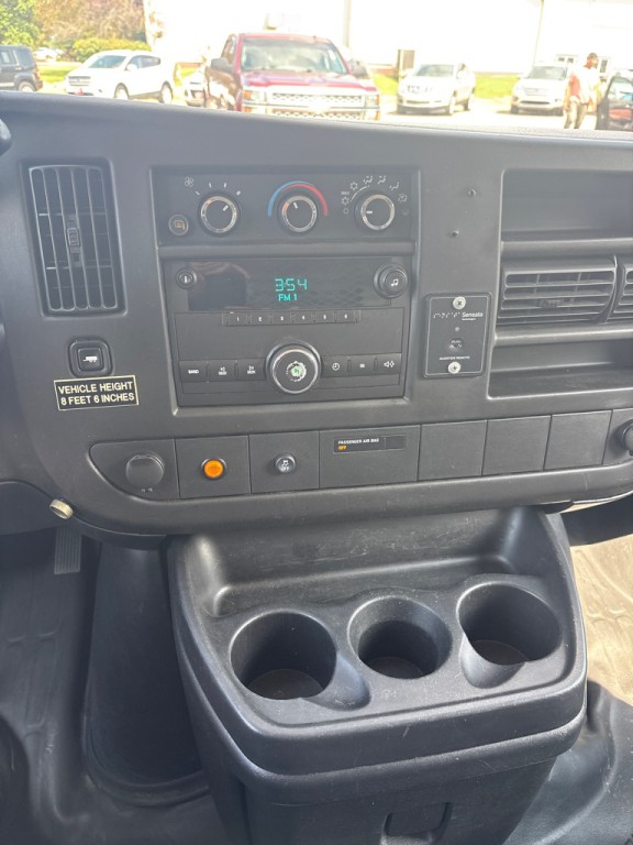 2013 Chevrolet Express Image 16