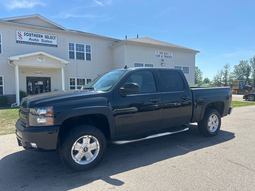 2011 Chevrolet Silverado 1500 Image 2