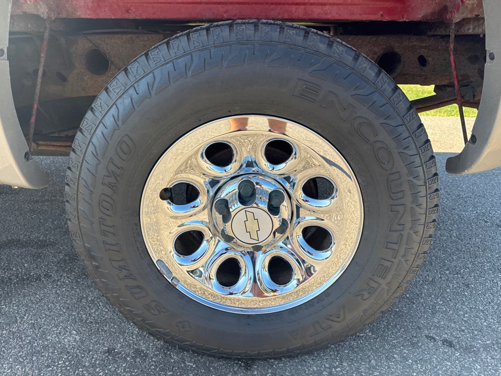 2005 Chevrolet Silverado 1500 Image 10